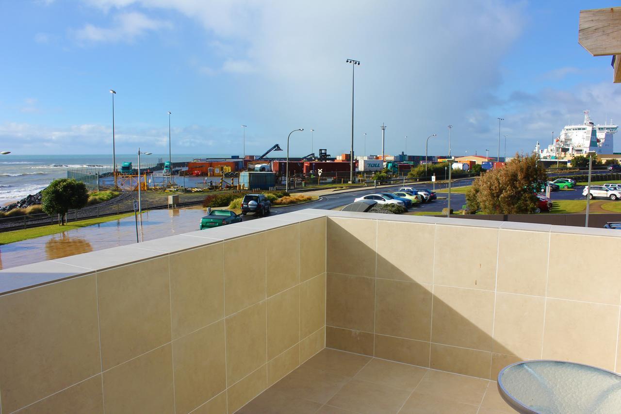 Beach Hotel Burnie Kültér fotó