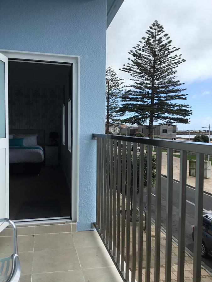 Beach Hotel Burnie Kültér fotó