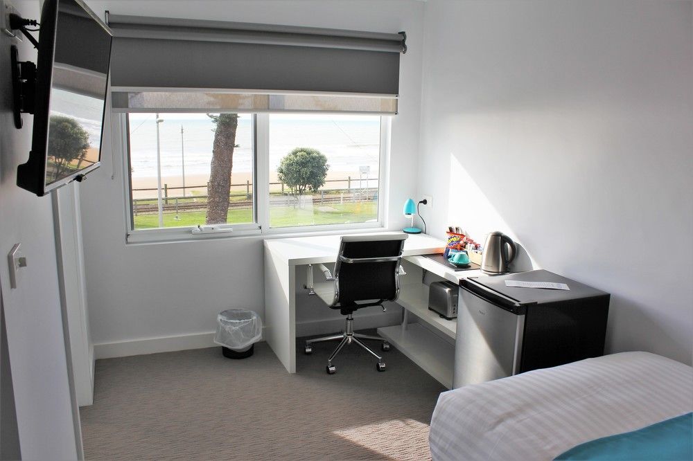 Beach Hotel Burnie Kültér fotó